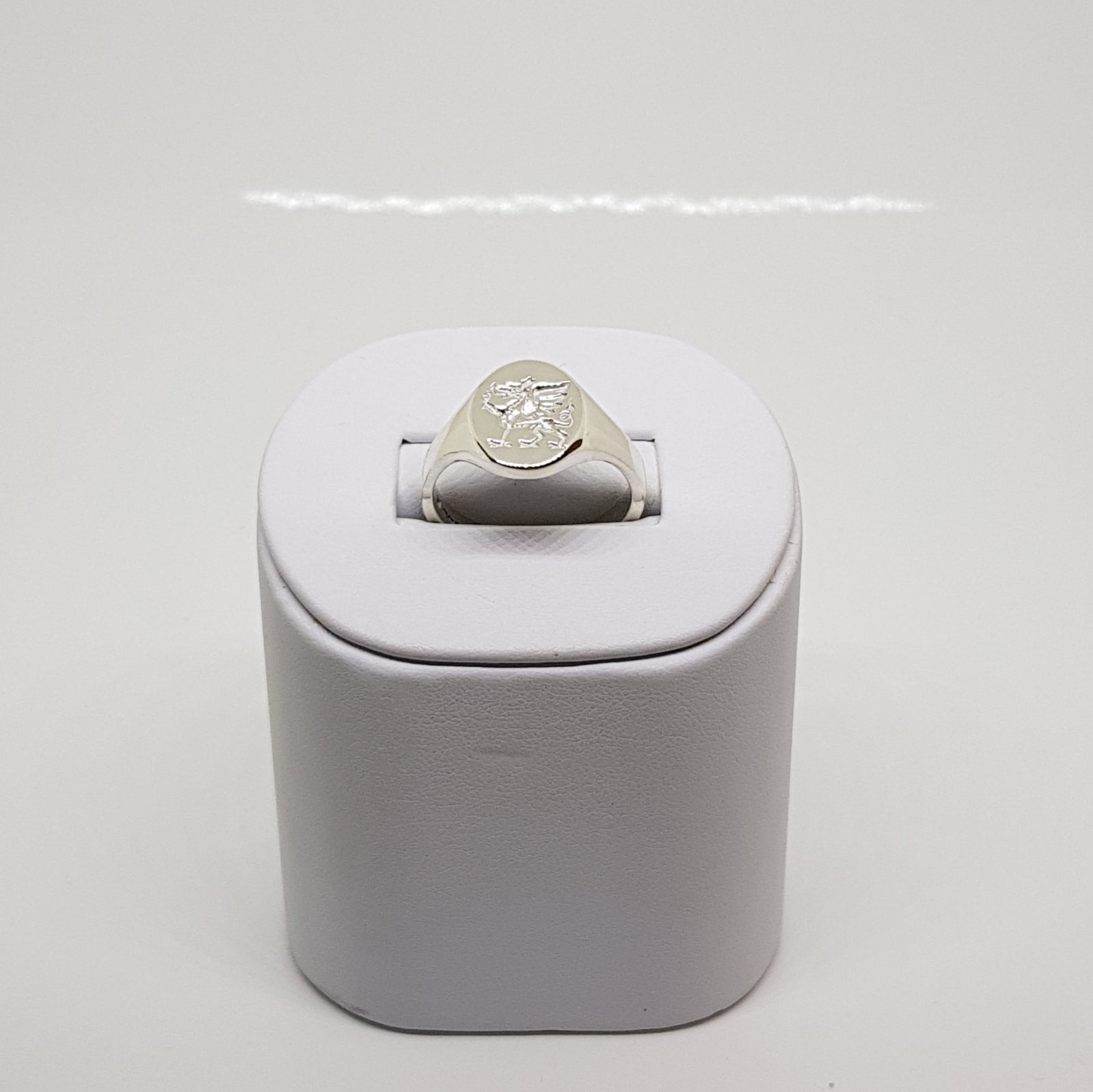 Heavyweight Mens Silver Signet Ring Dragon Wales image 7