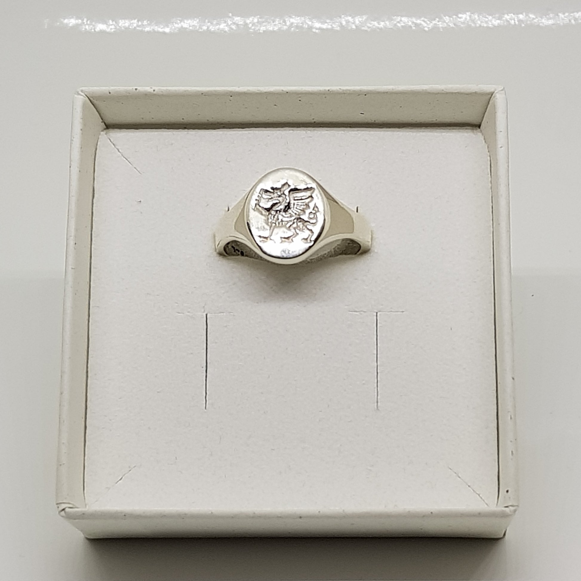Heavyweight Mens Silver Signet Ring Dragon Wales image 9